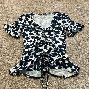 $10 Thanksgiving Sale! Blue and White Top